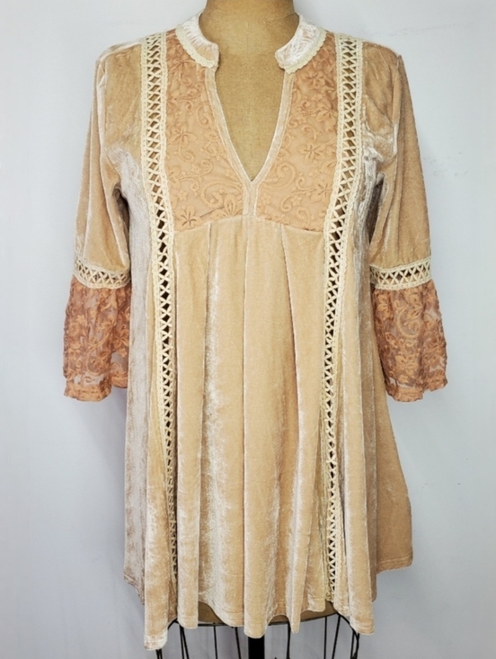 POL Dresses & Skirts - POL S Tunic Top Velvet Lace V-Neck 3/4 Bell Sleeve Beige Tan Mini Swing Dress